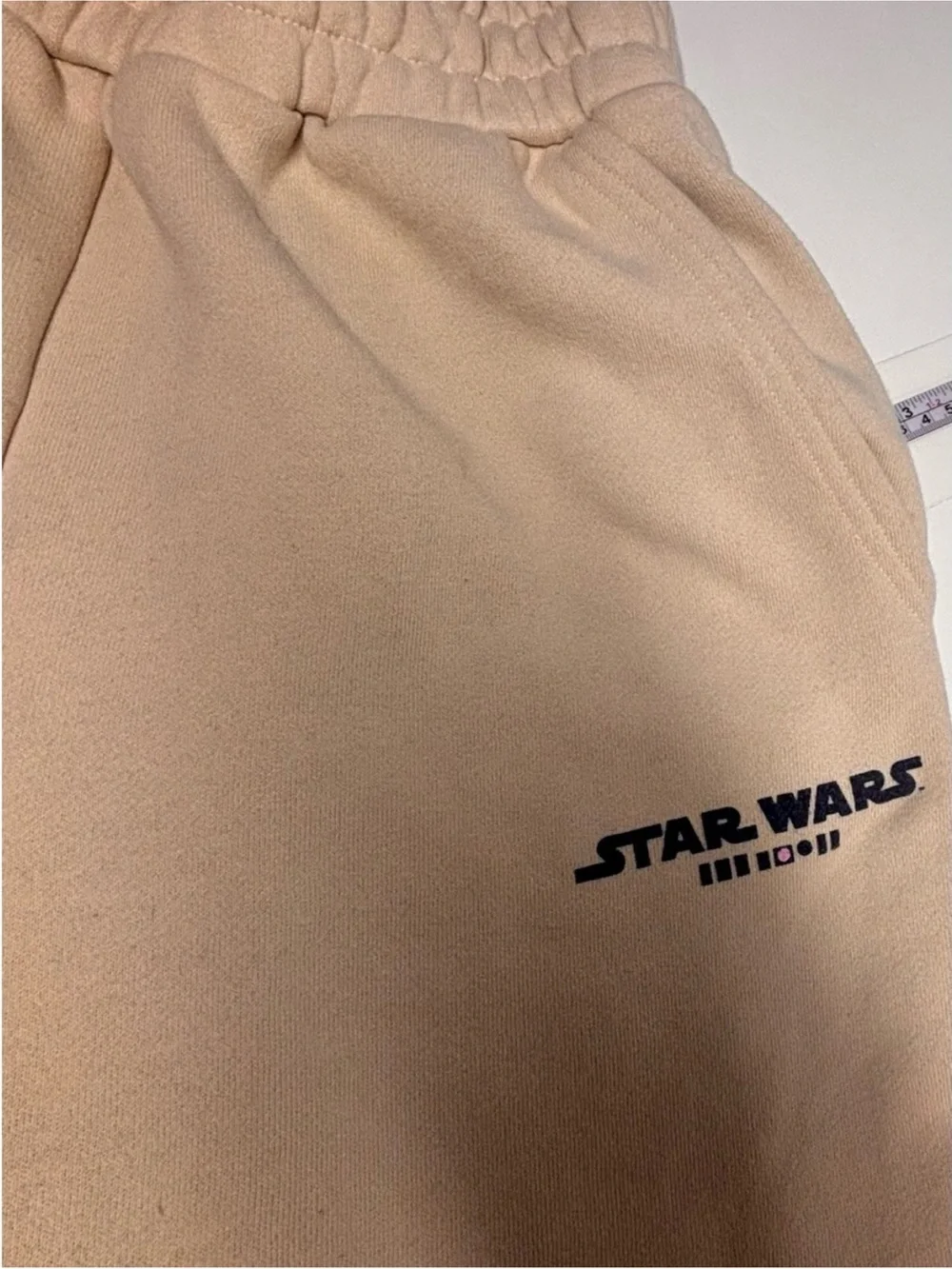 Smash + Tess x Star Wars Beige Fleece Jogger Sweatpants Size
XS - Picture 4 of 10